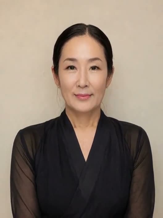 백수경 선생 - Soo Gyung Baek, Administrative Director & Instructor